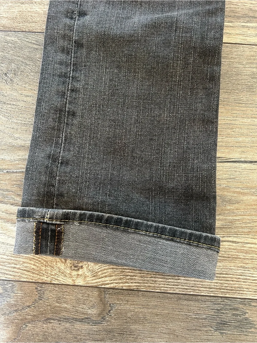 True Religion Women's Low Rise Selvedge Jeans with Yellow Stitching Y2K - Picture 5 of 7